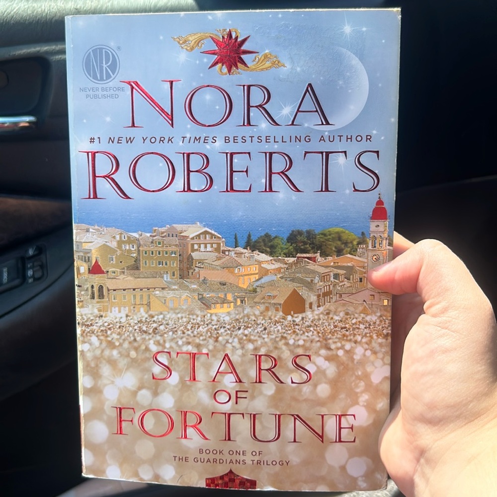 Nora Robert’s Stars of Fortune Paperback